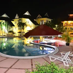 1-bedroom-penthouse-suite-63-at-mystic-ridge-resort.comcaribbean.com/